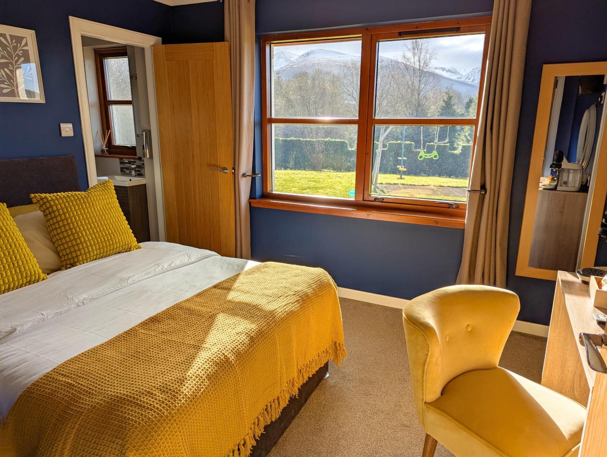 Mizpah Bed & Breakfast Near Ben Nevis Highlands ロイブリッジ エクステリア 写真